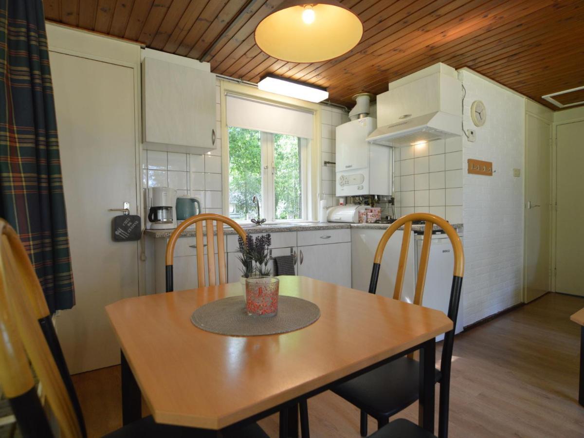 Stramproy Detached Bungalow With Lovely Covered Terrace In A Nature Rich Holiday Park מראה חיצוני תמונה